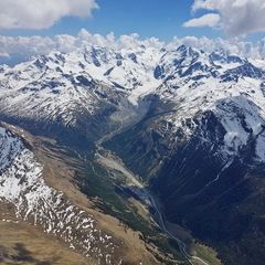 Verortung via Georeferenzierung der Kamera: Aufgenommen in der Nähe von Maloja, Schweiz in 4000 Meter